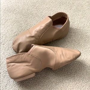 Tan Women’s Capezio Jazz Shoes